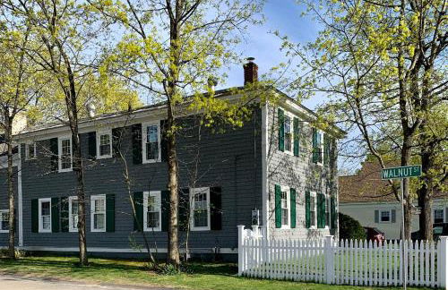 Charming 4BR colonial close to downtown - Foto 33