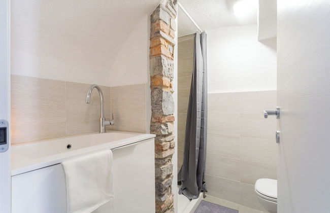 Pozzo Vertical Apartment With Garden and Parking by Rent all Como - Foto 26