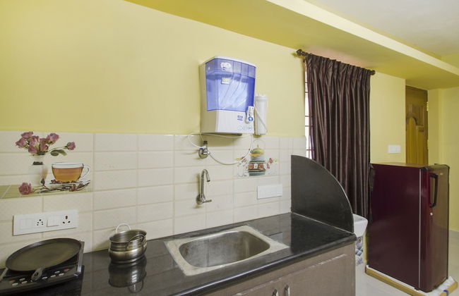 OYO 13036 Home Spacious 2BHK ECR - Foto 6