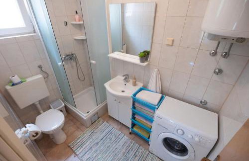 Whole estate just for you, 20m from sandy beach - Photo 55