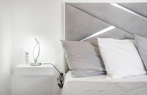 Brand new private modern apartment with Patio and Sea View - Photo 42