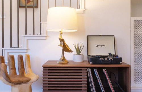 Hacienda SoCo - Fire Pit & 3 Min Walk to SoCo - Foto 14