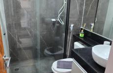 SUPER FLAT 180 graus em Angra dos Reis , Frente Mar na Marina Piratas com estacionamento - Foto 50