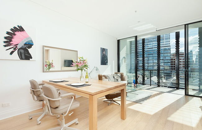 Stunning Potts Point Apartment - Photo 5