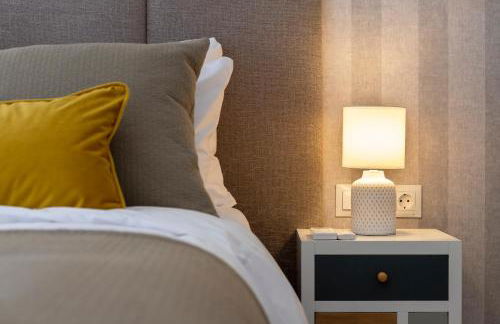 First Row Beach Villa - Photo 76