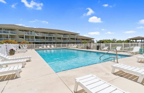 Southern Shores Oak Island Oceanfront with Pool Villa - Foto 41