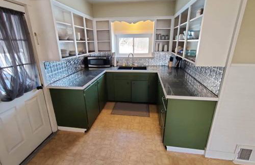 Munising Getaway - Photo 4