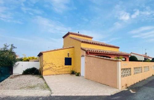 Magnifique Maison avec piscine privée à 300 m d'une trés jolie plage de sable - Photo 6