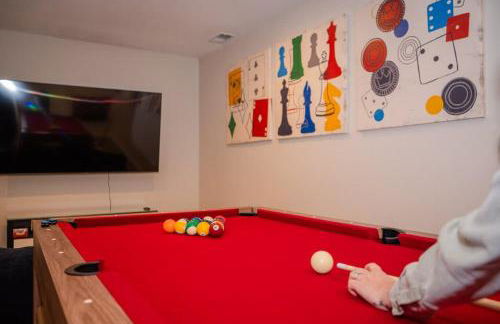 Villa with Hot Tub, Firepit and Game room - Foto 52