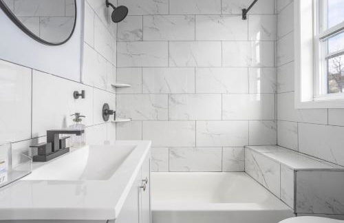 Two BR near Metlife with Laundry & Parking - Foto 4