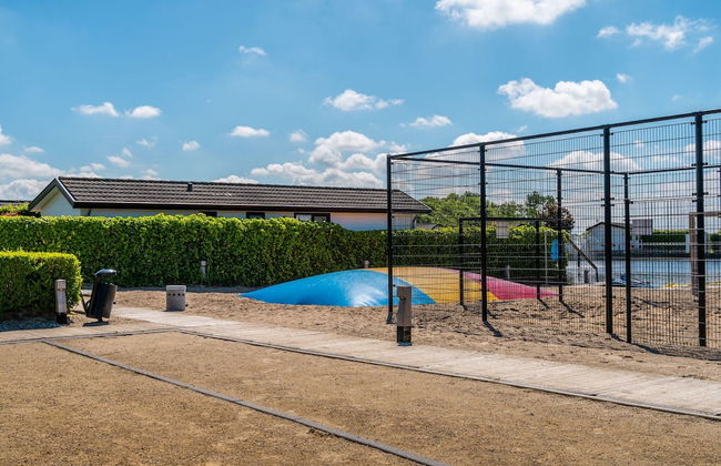 Neat Chalet With Microwave Near the Beach in Egmond - Photo 8