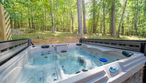 ADK Cabin with Hot Tub, Near Whiteface, Lake Placid, Fire Pit, Game Rm - Foto 2