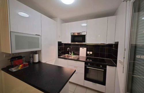 Disneyland Area & Family & Private Garage & Free Wi-Fi - Foto 15