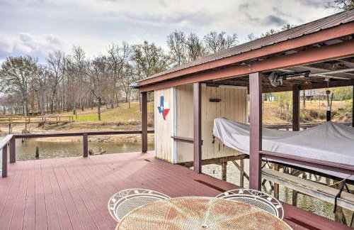 Family Alba Home w/ Boat Dock on Lake Fork! - Foto 24