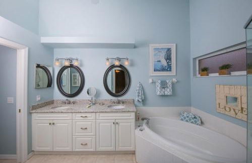 Beautiful lakefront 2BR condo in Heritage Oaks Golf and Country Club - Foto 6