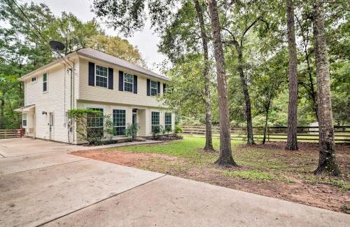 Modern Montgomery Home with Backyard, Deck, and Grill - Photo 2