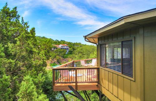 Lakefront Treehouse on Lake Travis Pool & Hot Tub - Foto 13