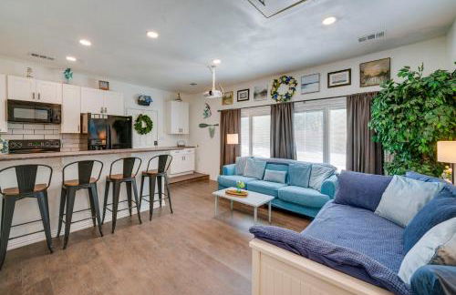 Pet-Friendly Getaway with Projector in Lake Dallas! - Foto 1