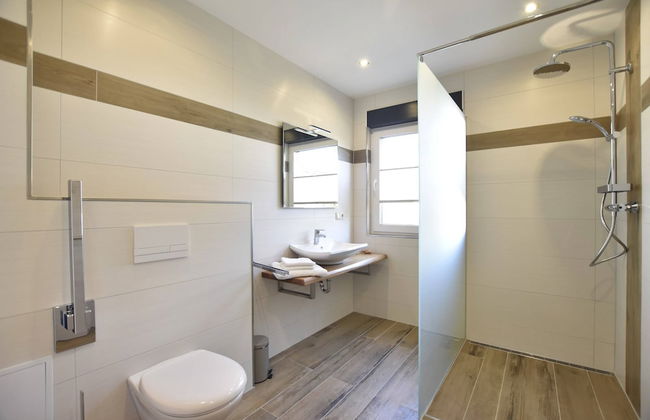 Cozy Apartment in Barnekow With Private Terrace - Photo 42