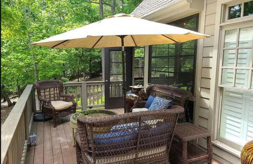 Cozy Cottage in Big Canoe - Foto 2