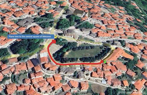 Το σπίτι της πλατείας - Photo 2