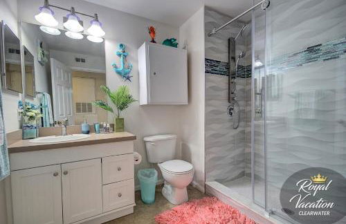 Royal Dream at Avalon Clearwater - Pool & Free Parking - 10 Min Drive to Clearwater Beach - Foto 33