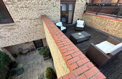 2 Bedroom Riverside Property with Roof Terrace - Foto 3