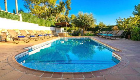 Villa Lluna Sitges 15 minutes drive from Sitges Swimming pool XXL 16 people - Photo 1