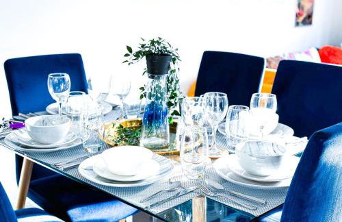 City Centre house for Family, Group & Contractor Stay - Sleeps Upto 9 Guests with Free Parking - Foto 18