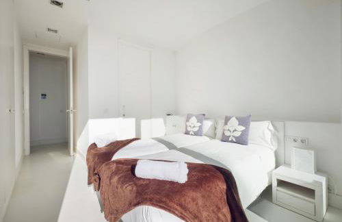 Villa in Sitges with Pool, Jacuzzi, BBQ, View, AC, 12Pax - Foto 17