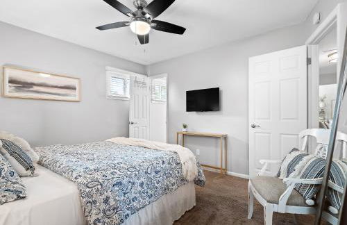 Lake Cottage with Hot Tub and Game Room - Foto 58