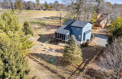 Bright Mountain Cabin with Game Room & Golf Course Views Near Hedgesville, West Virginia - Foto 77