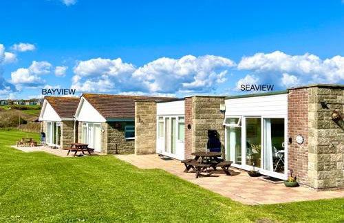 BAYVIEW self-catering coastal bungalow in rural West Wight - Photo 11
