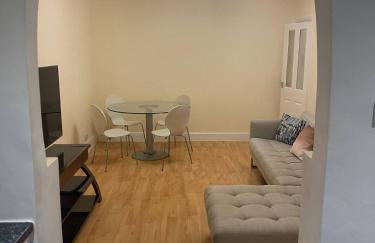 Hendon Home - Photo 9