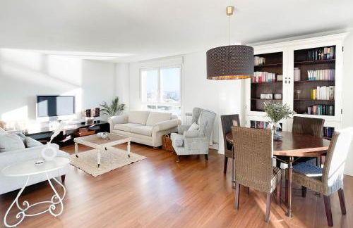 Ático mejores vistas al Pilar jacuzzi y garaje - Foto 3