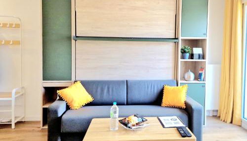 Stylish Stay Near Paris - 850m to Subway RER A - Netflix T1-4P - Foto 2