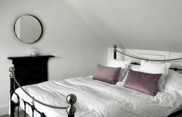 Contemporary 3-Bedroom Home with Stunning Views - Foto 10