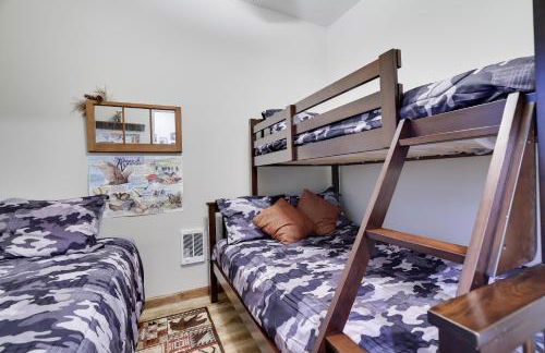 Serenity and Fun all in one in this Cozy Pocono Cabin - Foto 29