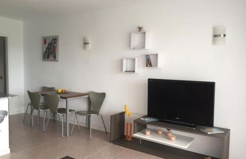 Bonito y Acogedor Apartamento con fibra - Foto 10