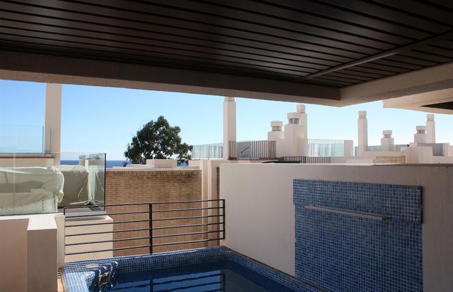 2 Beds Apartment with Private Pool - Photo 17