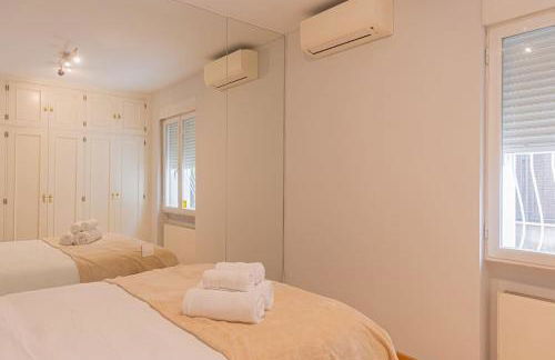 For You Rentals Apartamento Amplio y Elegante en Paseo de la Habana Temporal PDH520 - Photo 46