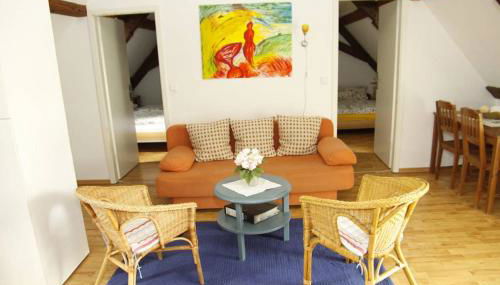 Schwalbennest auf dem Weingut Arthur Melsheimer - Foto 5