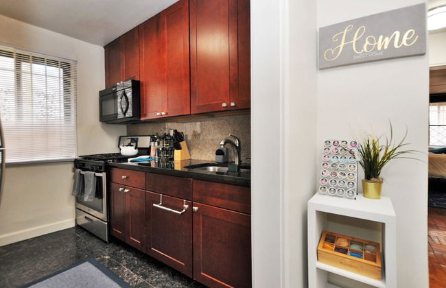 4TH&INDEP - Furnished Apts - US Capitol - Photo 20