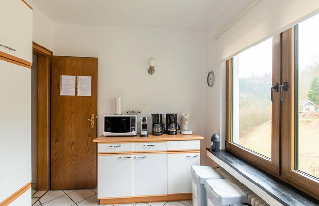 Spacious Holiday Home With Private Terrace - Photo 10