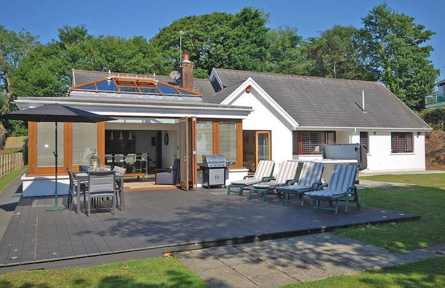 Oaktree Lodge - Luxury Cottage, Hot Tub, Sea Views - Foto 47
