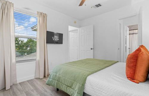 Sleeps 8 Modern 3BR Leander Coffee Bar & Yard - Foto 28