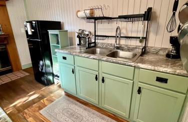 Historic Devoe House-Walk to Downtown Arts and Restaurants - Foto 10