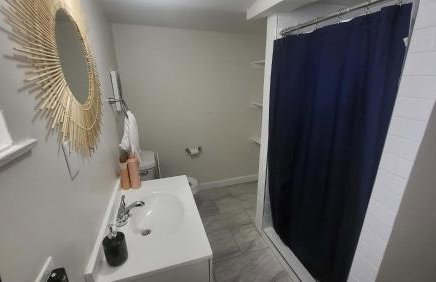 10 Mins to Downtown Modern in Magic City- Unit B - Foto 52