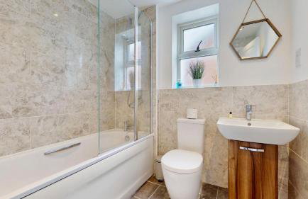 Weldon Road - Townhouse Overlooking the Park with Parking - Foto 4