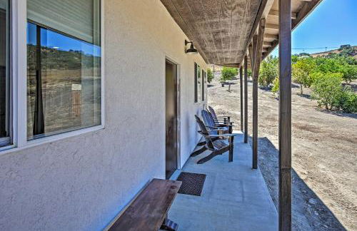 Cottage by the Lakes with Patio by Lake Nacimiento - Foto 18